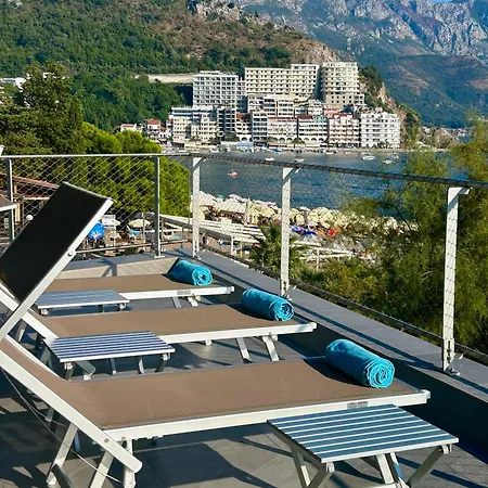Ponta Plaza Conference & Hotel