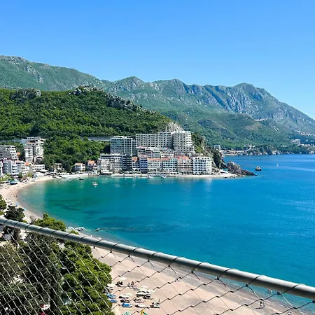 Ponta Plaza Conference & 4* Budva